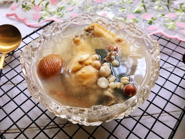 灵芝土茯苓去湿汤