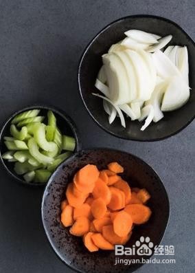 浓郁美味而不胖的火锅汤底的做法