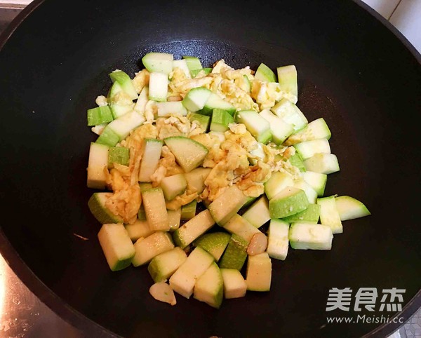 蛋炒西葫芦的做法