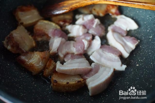 家庭自制苦瓜酸梅菜烧肉煲