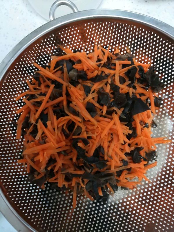 韭菜鸡蛋素馅包