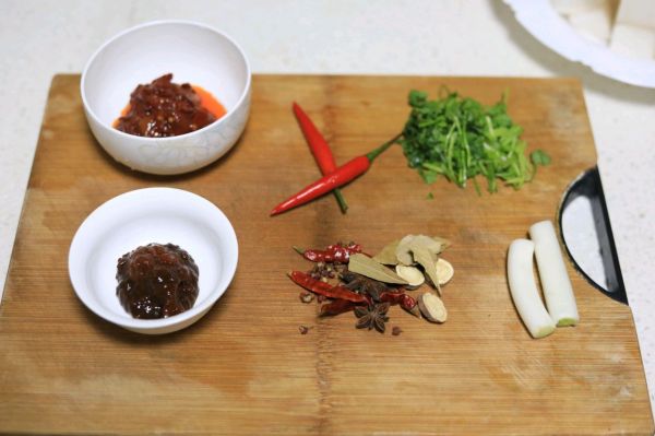 经典搭配－萝卜烧牛肉