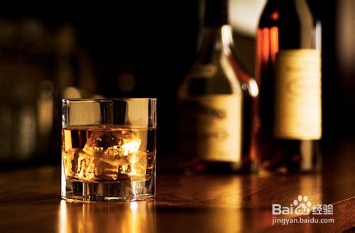 干邑、威士忌，能不能掺水喝？
