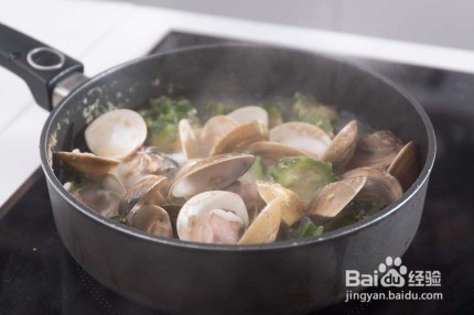 如何做出家常菜系列之丝瓜蛤蜊汤