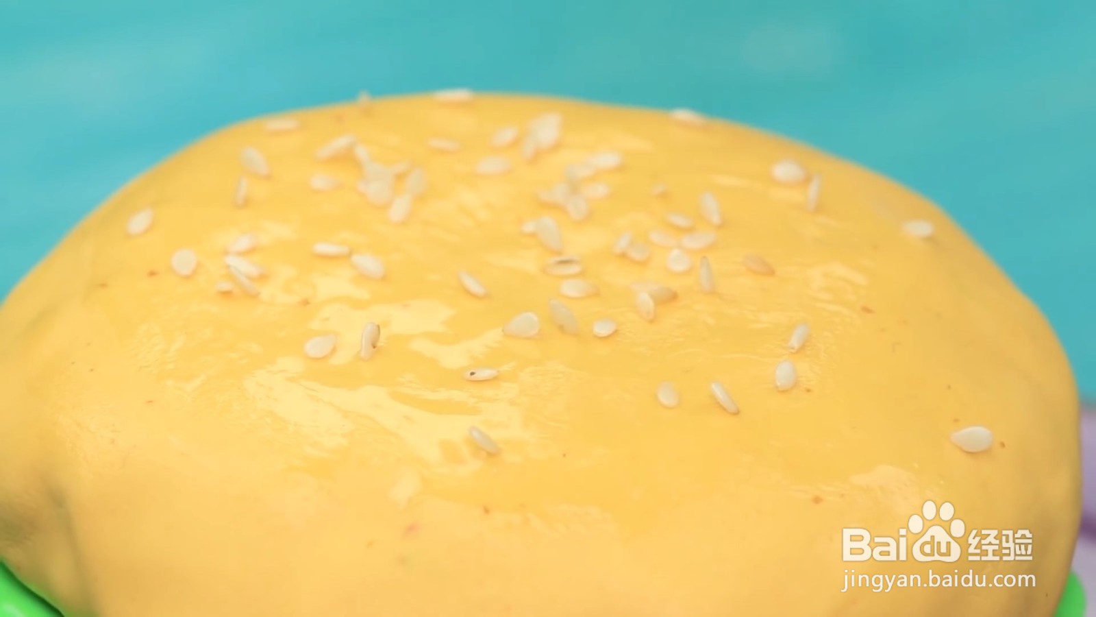 如何用蛋糕制作汉堡