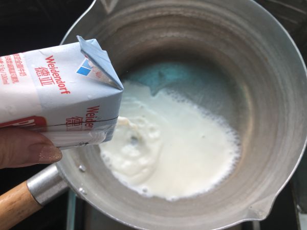 珍珠西米蜜豆椰汁