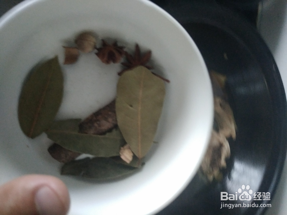 藤椒味酱大骨头