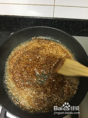 怪味花生的做法