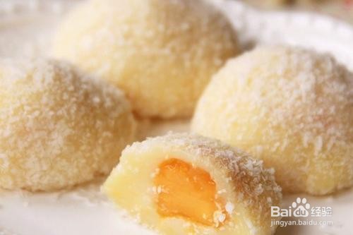 如何做一份芒果椰香糯米糍