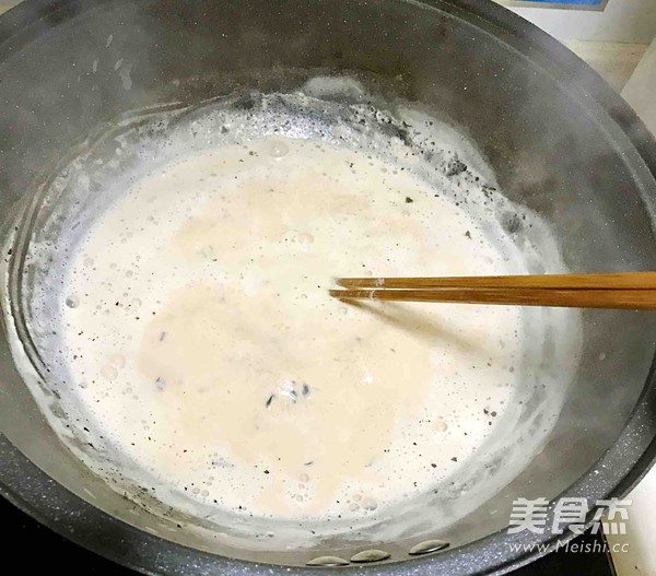 冬日暖饮—焦糖奶茶