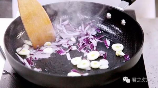 海鲜黑胡椒意面