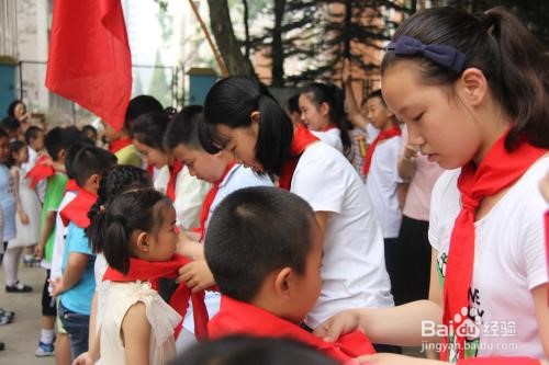 一年级怎么评三好学生