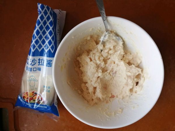 饼干夹心土豆沙拉