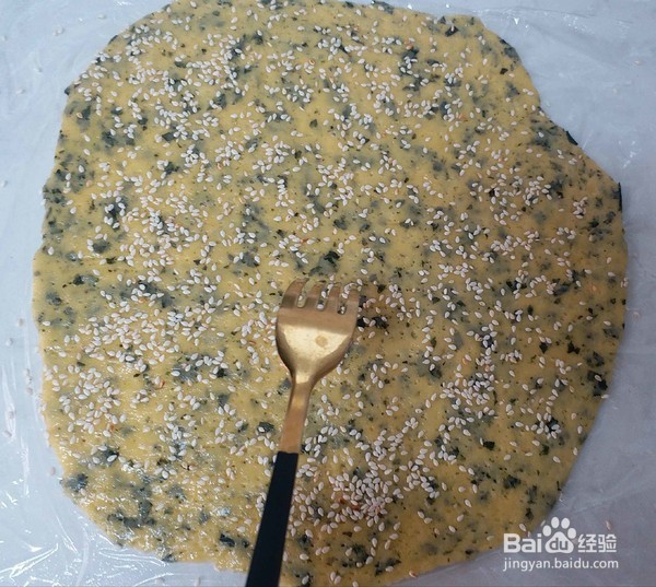 如何做出好吃美味的海苔芝麻薄脆饼干