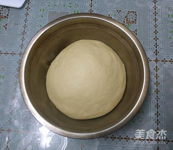 红豆莲子大面包