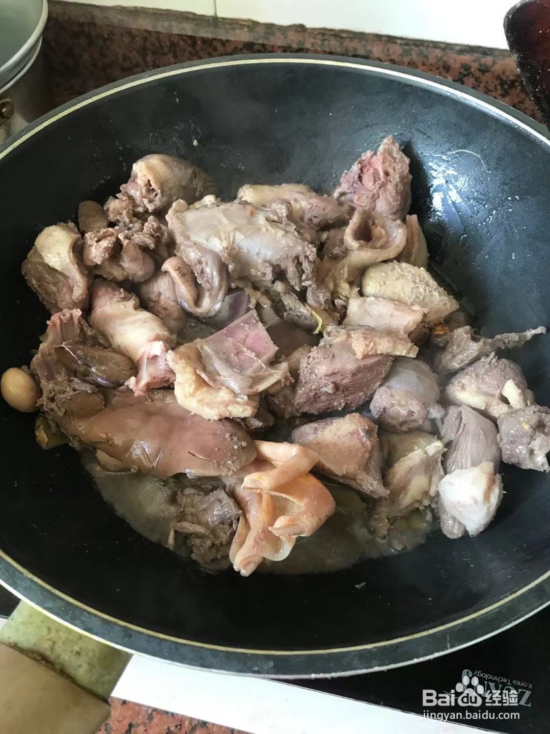 四物鸭汤的做法