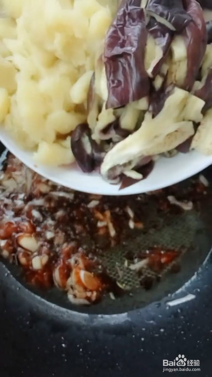 如何制作茄子炒土豆