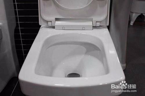 如何处理马桶漏水