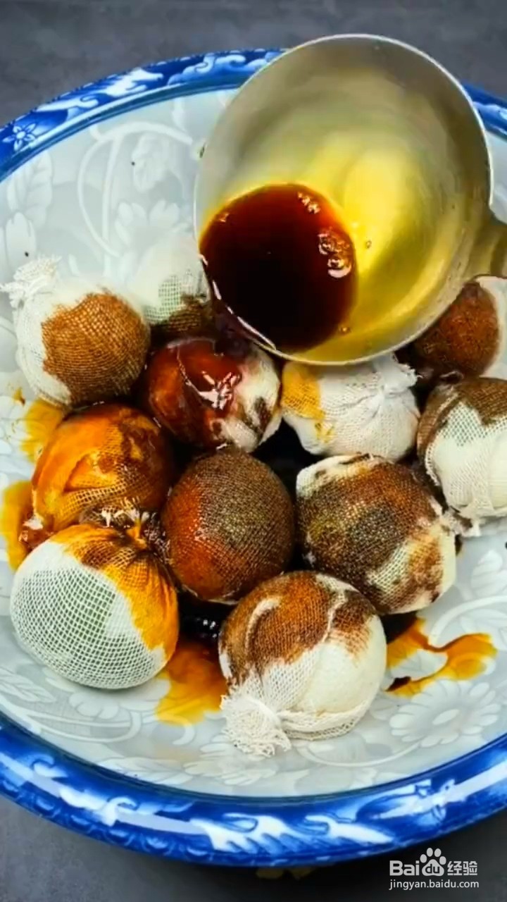 如何制作纹身卤蛋