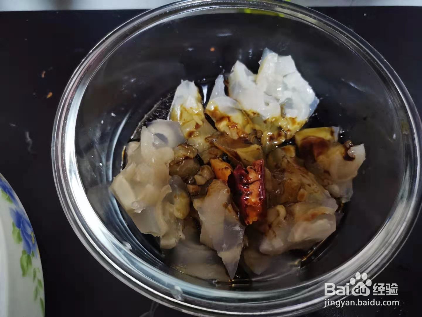 晶莹剔透猪皮冻的家常做法