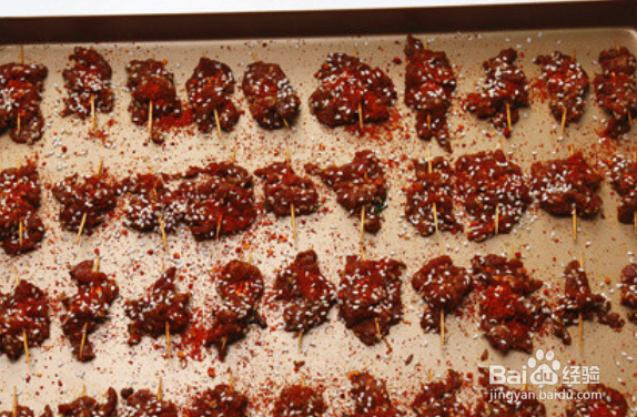 飘香的香辣牙签牛肉