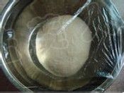 洞洞更大的佛卡恰Focaccia面包