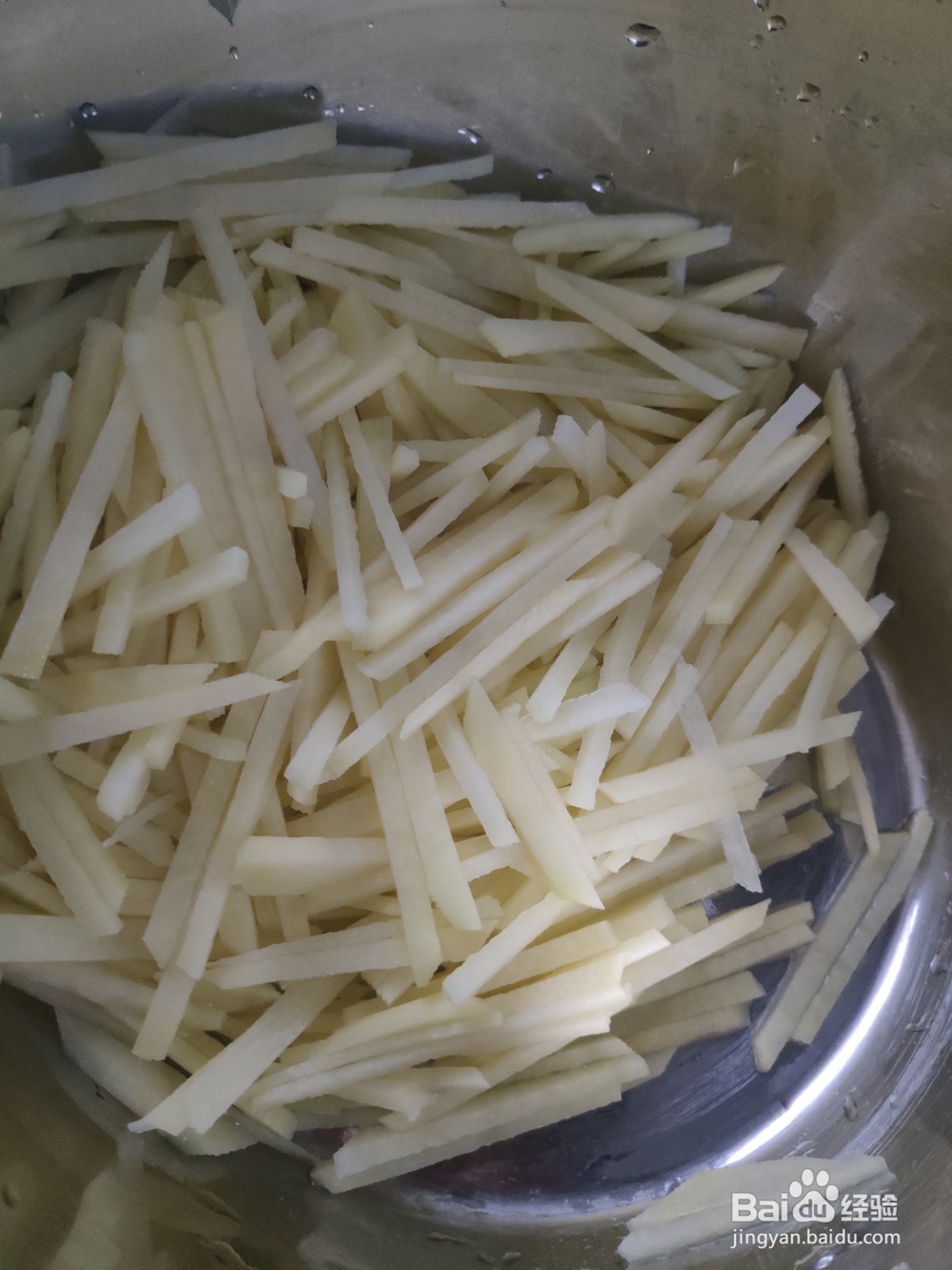 家常菜土豆丝炒肉 加些胡萝卜丝