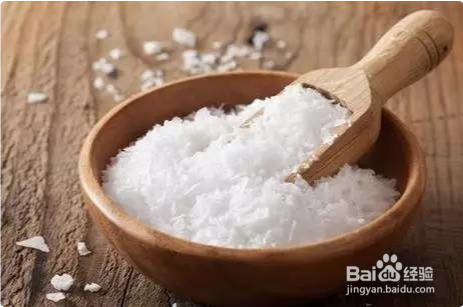 黑色牛仔裤第一次怎么洗不掉色