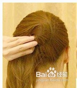 时尚侧边扭扭蓬松马尾新扎法