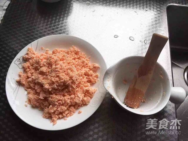 三文鱼肉松的做法