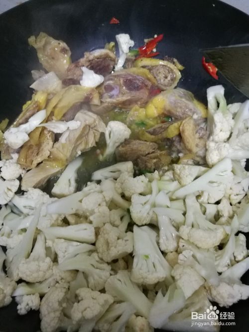 鸡肉炒椰菜花怎么做好吃