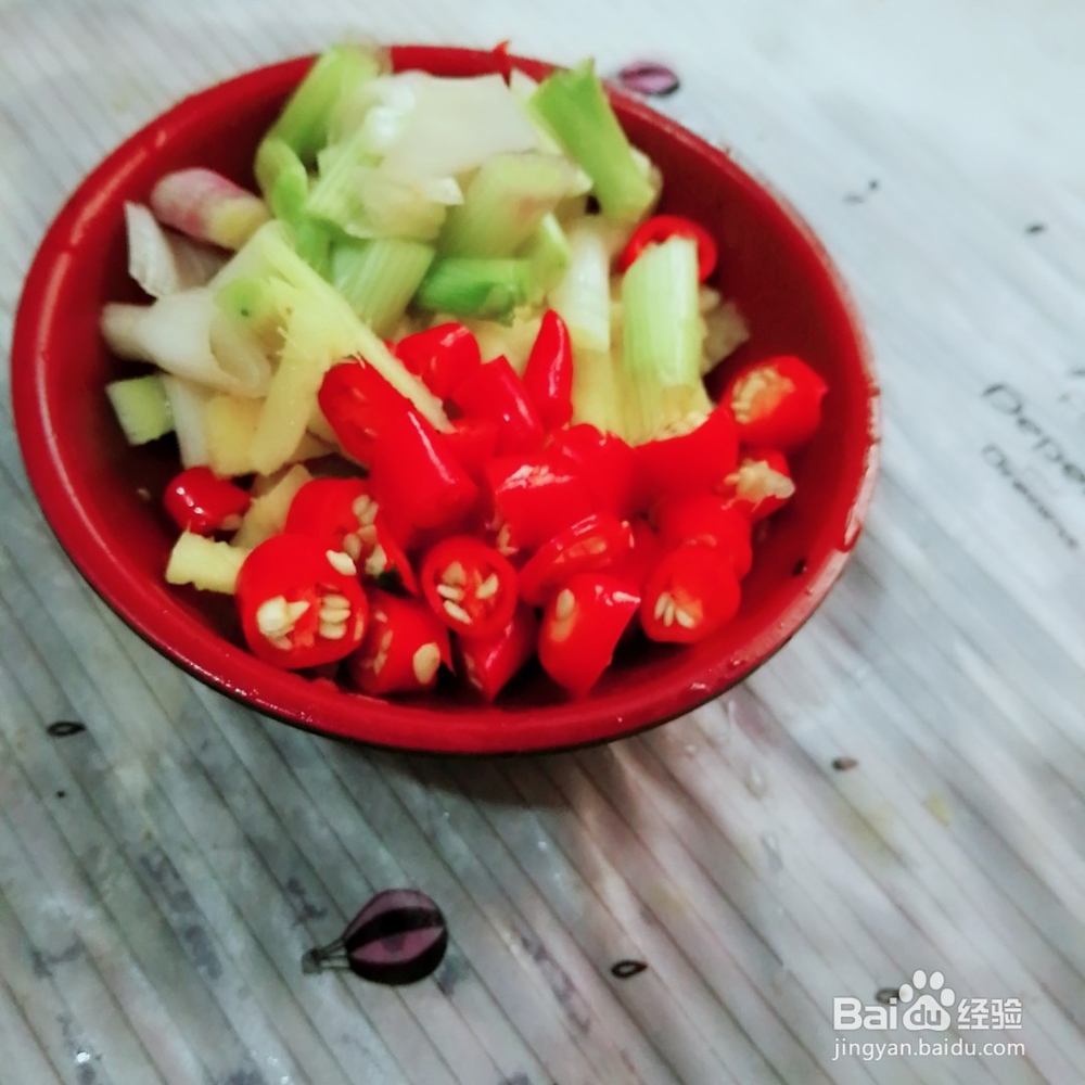 鱼头炖豆腐的家常做法