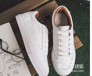帆布鞋鞋边发黄怎么变白