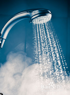 <b>洗热水澡可以改善炎症，和新陈代谢</b>