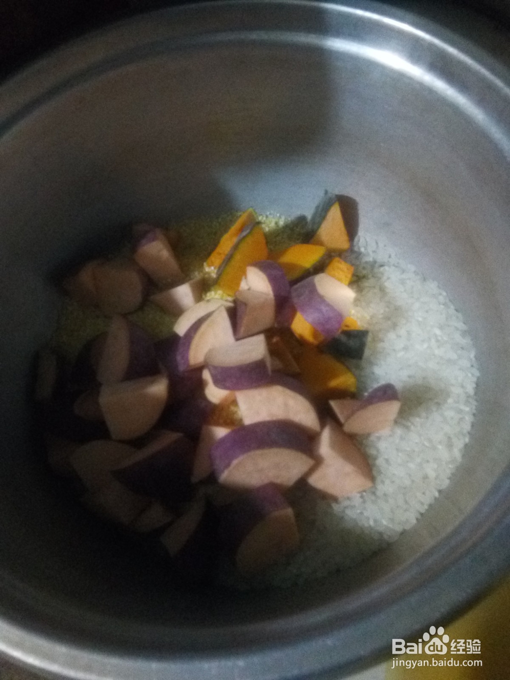 南瓜地瓜枣干大米小碴子粥