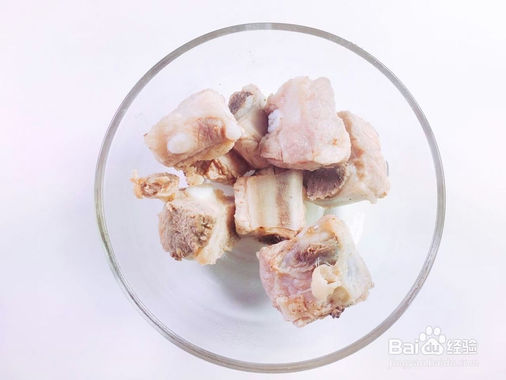 适合宝宝的冬瓜薏米排骨