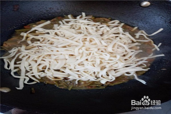 土豆 豆角丝焖面怎么做