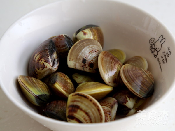 蛤蜊蒸蛋的做法