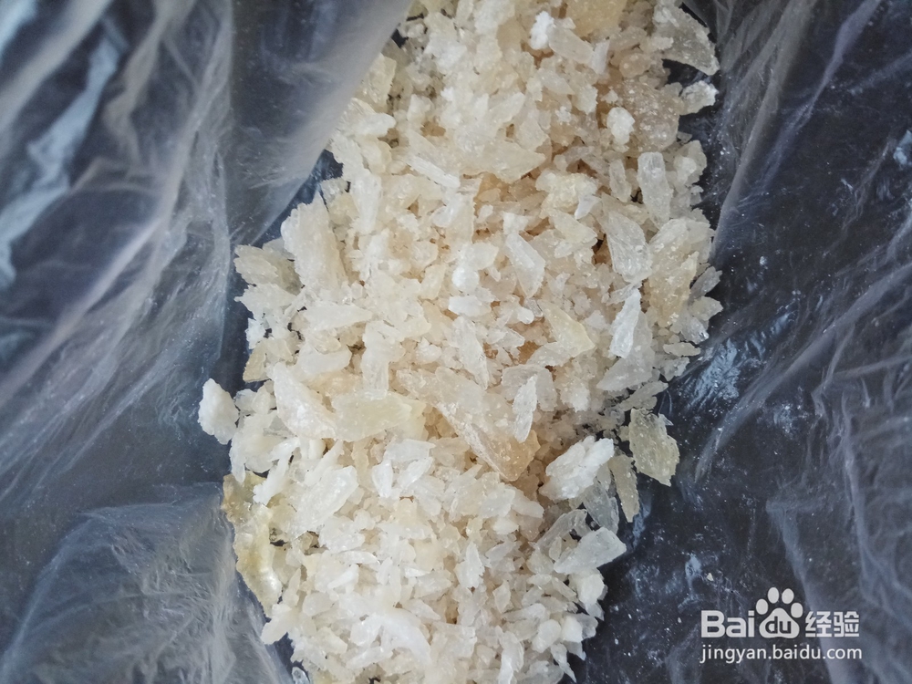 如何把大块冰糖弄碎？