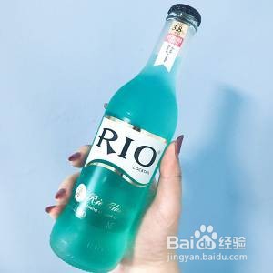 微醺草莓鸡尾酒