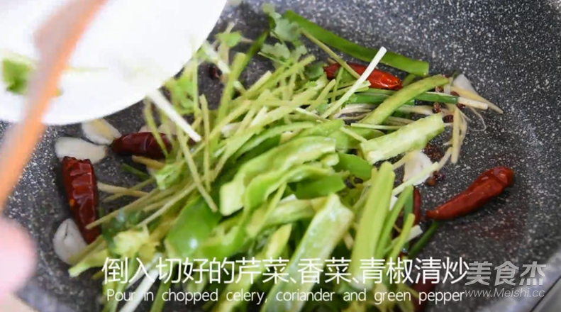 干锅藕片的做法