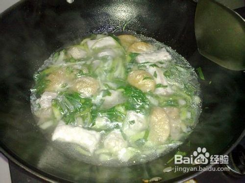 丸子面筋白菜汤