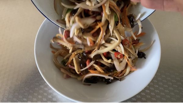 凉拌手撕杏鲍菇