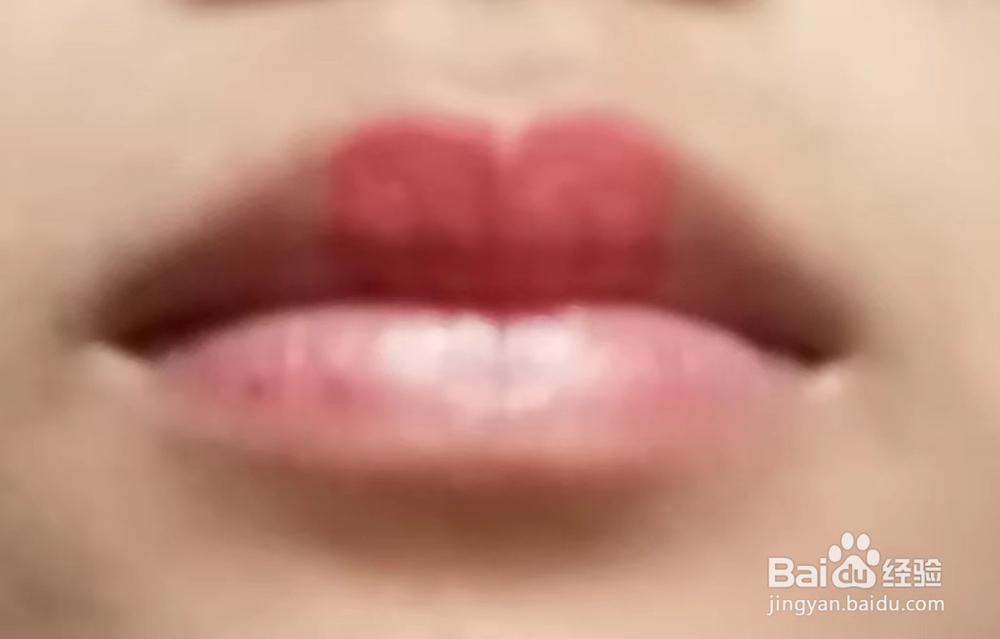 化妆小白的口红厚涂