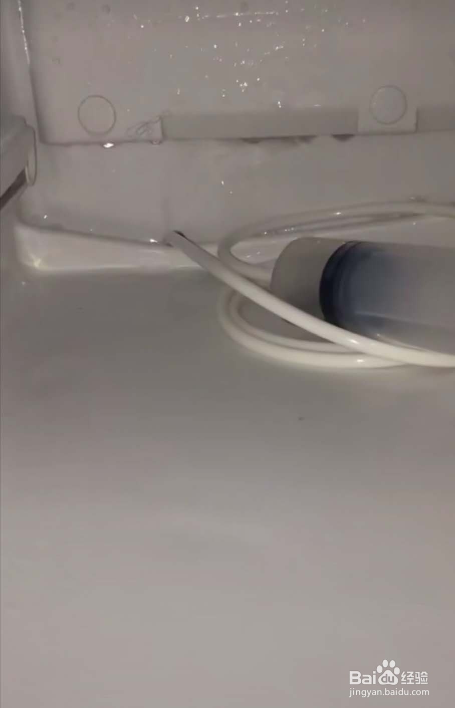 冰箱有水是什么原因?怎样处理?