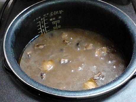 松茸菌菇粽子粥