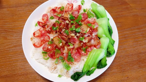 剩米饭也可以做腊味蒸饭