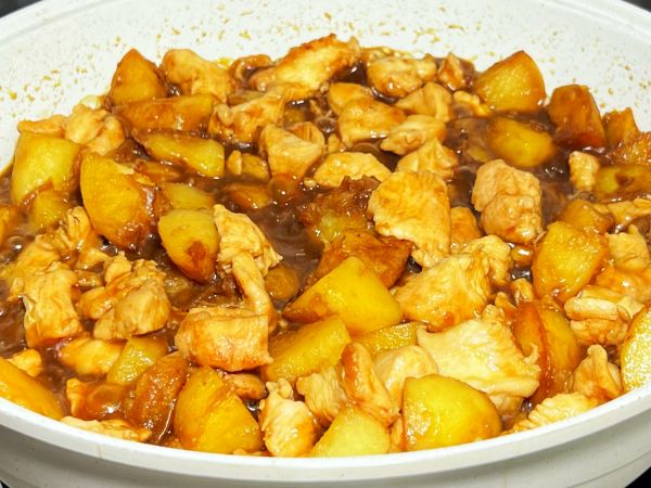 浪漫鸡肉炖土豆