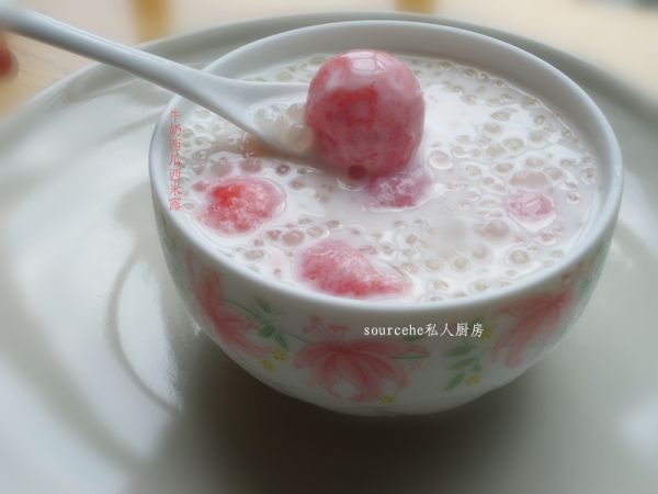 牛奶西瓜西米露