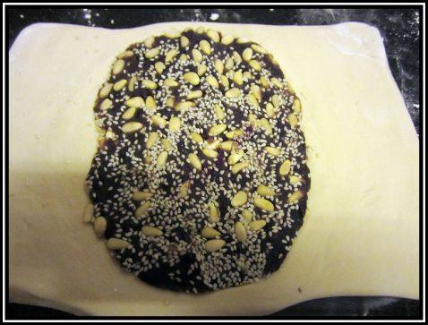 好吃的红豆松子蔓越莓卷的做法，快来学一下吧！